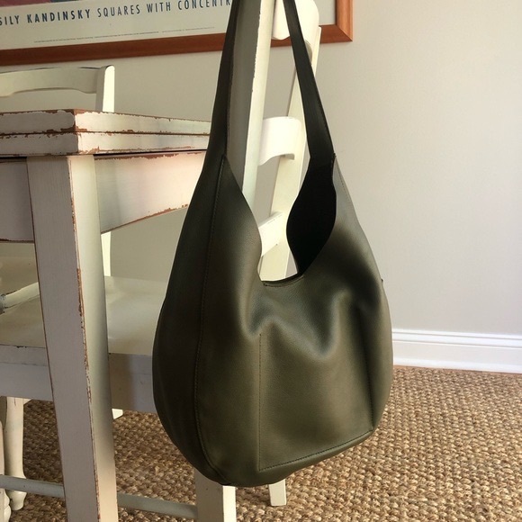 New: Madewell The Oversized Shopper Bag. MD189 - Picture 6 of 6